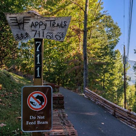 Happy Trails - Cobbly Nob Resort Home Gatlinburg Exterior foto