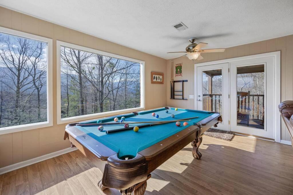 Happy Trails - Cobbly Nob Resort Home Gatlinburg Exterior foto
